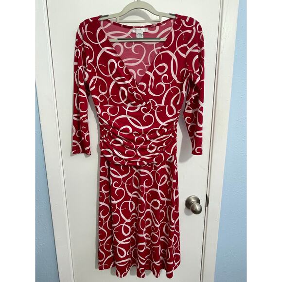 Y2K London Style Dress Size 8 Red Abstract Smocked Waist Faux Wrap Office Siren - Picture 1 of 6